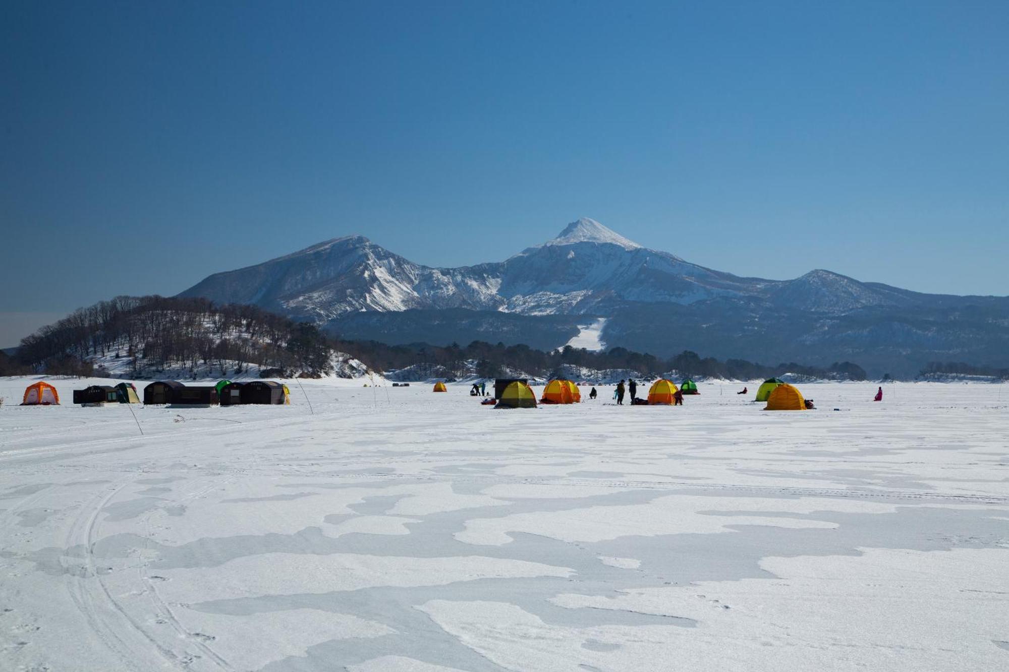 Urabandai Lake Resort Goshiki No Mori Kitasiobara Kültér fotó