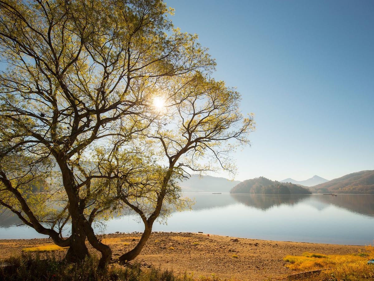 Urabandai Lake Resort Goshiki No Mori Kitasiobara Kültér fotó